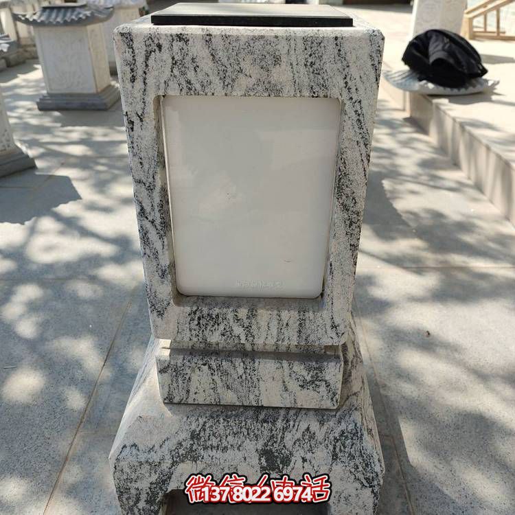 新中式花崗巖太陽能石燈，讓你的庭院更加精致