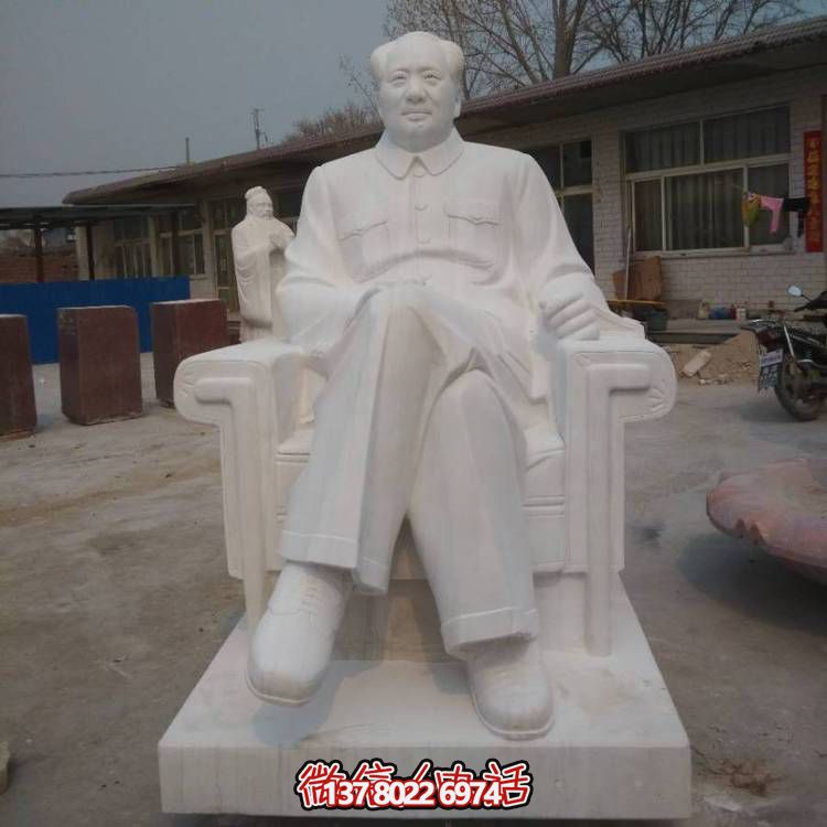漢白玉石雕毛主席雕塑——走進中國景區(qū)，欣賞傳統(tǒng)美術(shù)