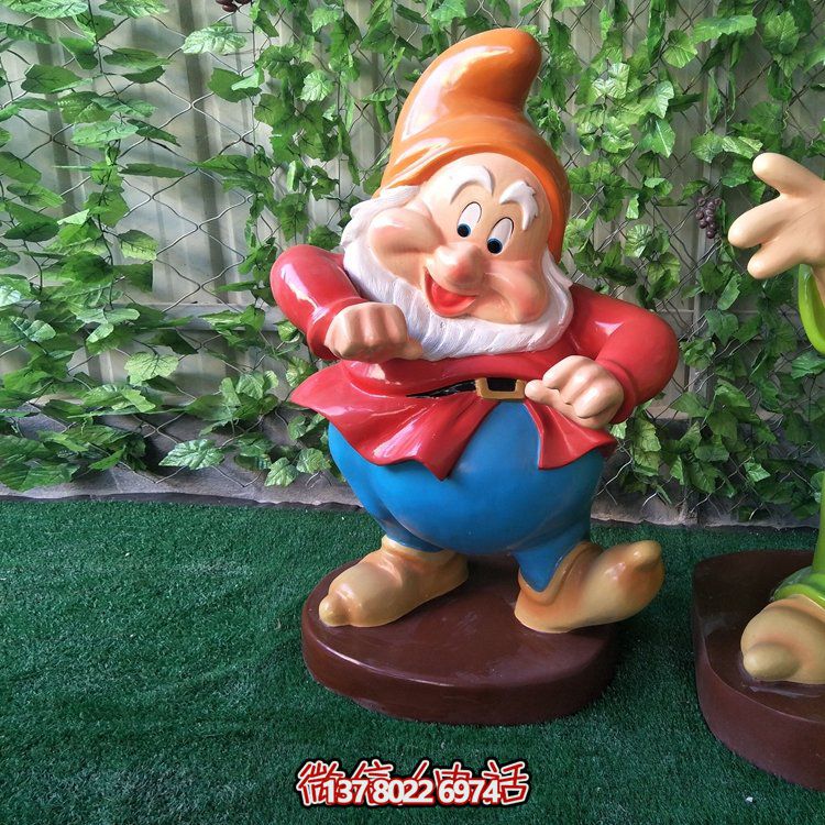卡通小矮人雕塑，提升商場、戶外、園林景觀的玻璃鋼精美裝飾