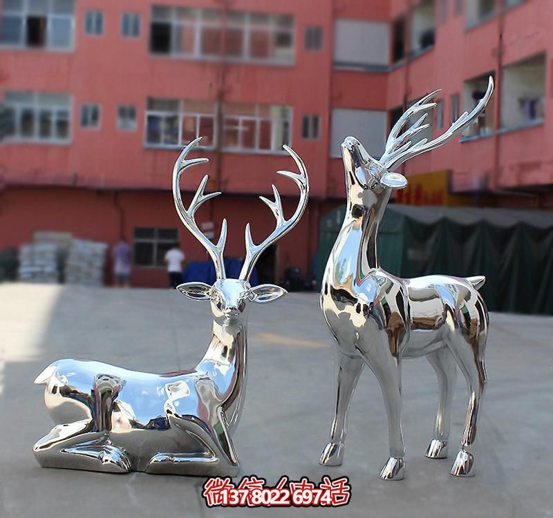 不銹鋼鏡面鹿雕塑，點(diǎn)綴公園景區(qū)