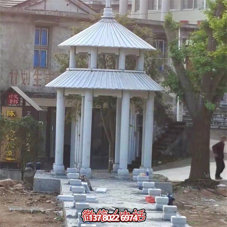 精美大理石雕刻二層涼亭，為農(nóng)村文化廣場添彩