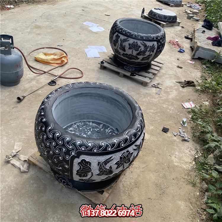 精美大理石養(yǎng)魚水缸，為您的景點增添美感