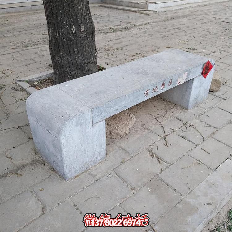 青石雕刻石凳，讓你盡情休閑