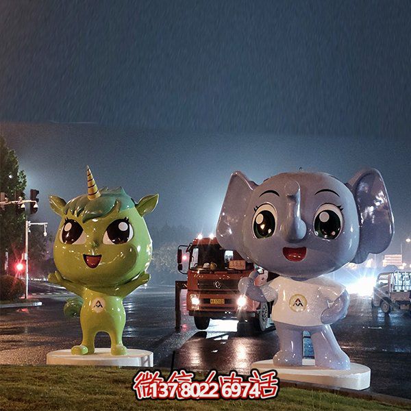 玻璃鋼吉祥物雕塑，為廣場和草地添彩