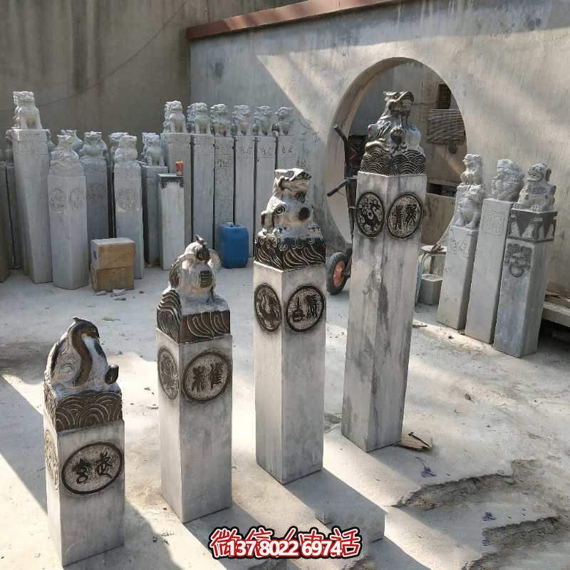 四神馬柱拴，融匯大理石精致雕塑，為園林景觀裝點(diǎn)增添濃濃韻味