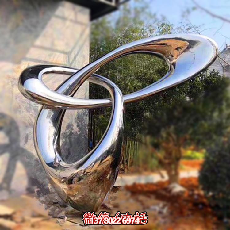精致不銹鋼圓環(huán)擺件，提升園林景觀美感