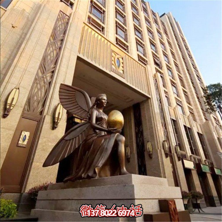 玻璃鋼仿銅西方女人物雕塑，為小區(qū)、寫字樓門前添彩