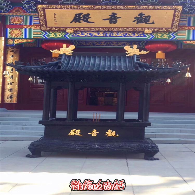 華寶鑄鐵長(zhǎng)形香爐，讓觀音殿更加美麗