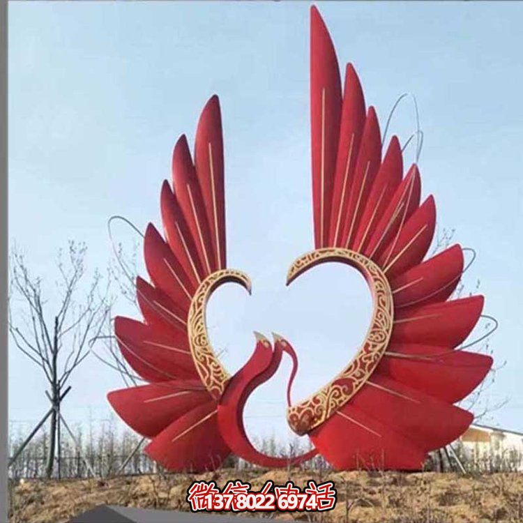大型不銹鋼彩繪抽象鳳凰雕塑，為公園燈光亮化景觀(guān)