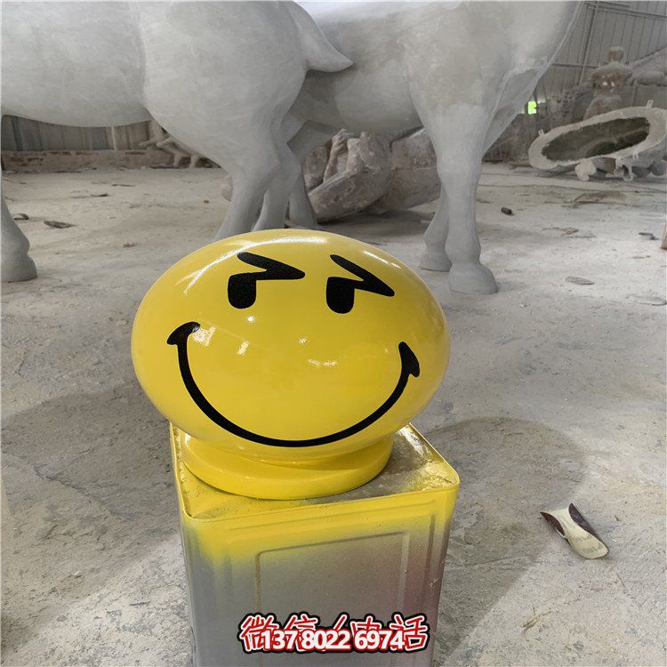 全新玻璃鋼游樂場，彩繪公仔、卡通雕塑，讓您的游樂體驗更加豐富多彩