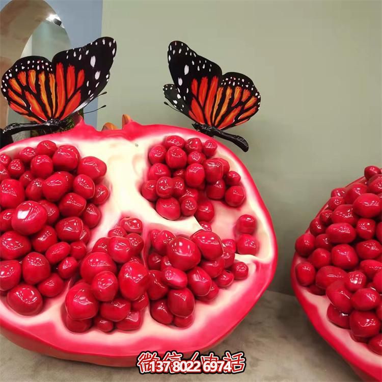 玻璃鋼彩色噴繪水果雕塑，把美放入商場