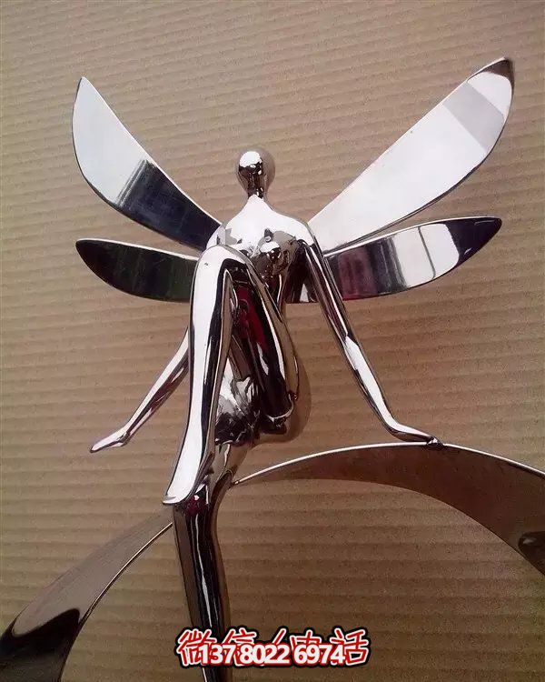 不銹鋼天使抽象雕塑，點亮校園景觀