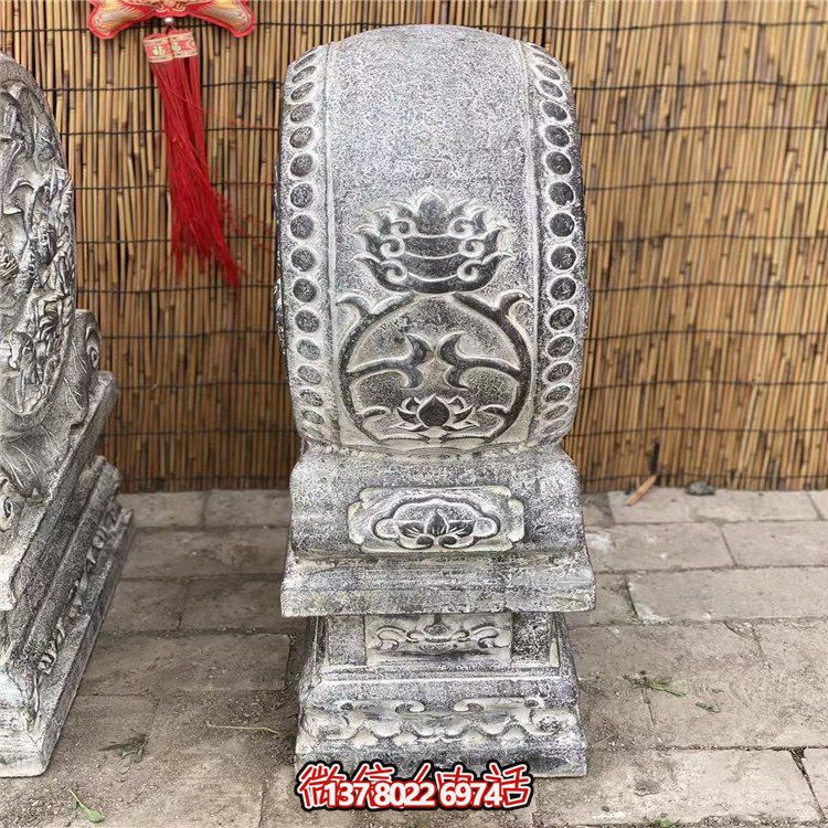 青石石雕抱鼓，點綴園林之美