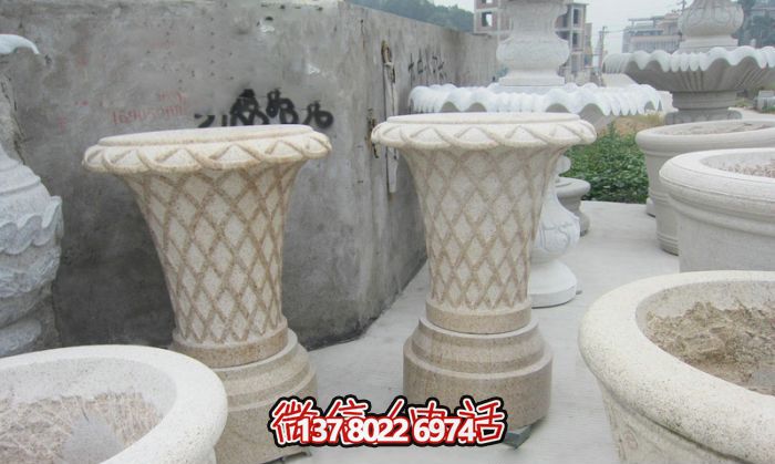 聚焦傳統(tǒng)文化，打造完美的自然景觀——大理石花籃花盆雕塑系列