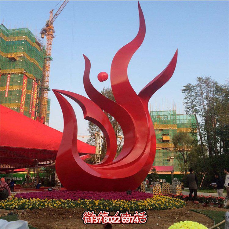 精美不銹鋼鳳凰雕塑，點綴精致小區(qū)、別墅環(huán)境