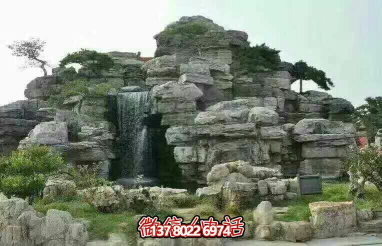 精美的景區(qū)園林，完美的假山流水?dāng)[放