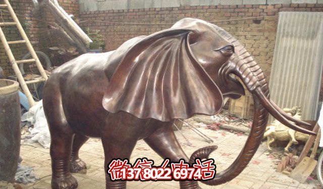 創(chuàng)意仿銅大象雕塑，美化環(huán)境景觀