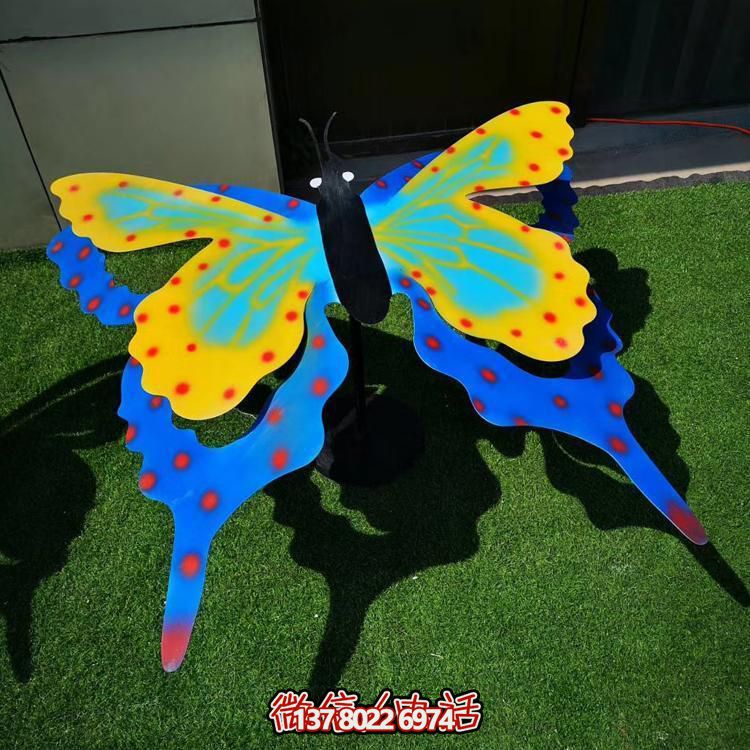 彩繪玻璃鋼蝴蝶雕塑，精美戶外園林裝飾