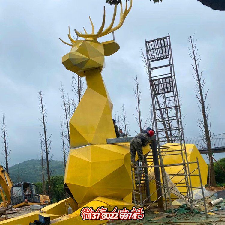 大型梅花鹿雕塑，點(diǎn)亮公園廣場(chǎng)景觀