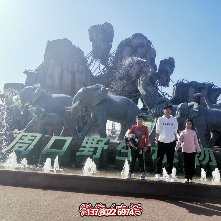 美麗的戶外玻璃鋼雕塑，引領(lǐng)景觀主題