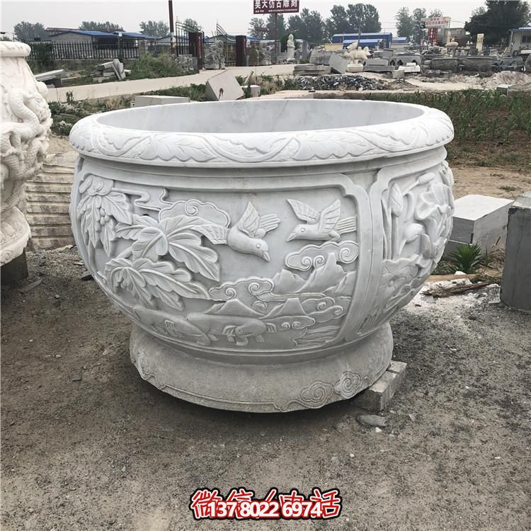 精美大型浮雕蓮花養(yǎng)魚石缸，讓你的庭院更加美麗