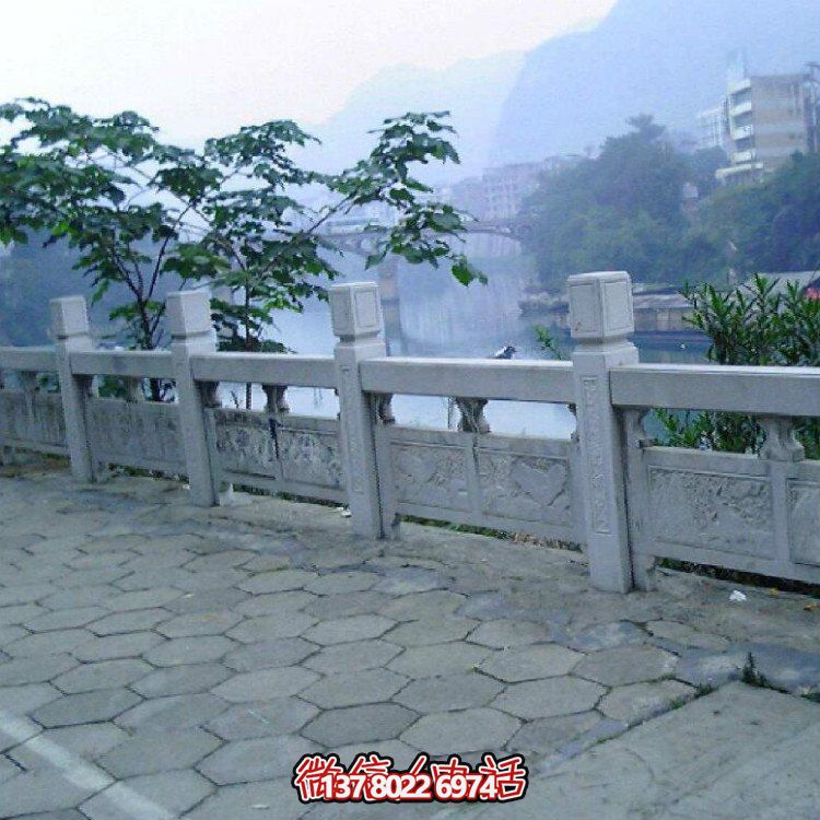 品質(zhì)精良的大理石欄桿、欄板及雕塑，締造美麗景觀