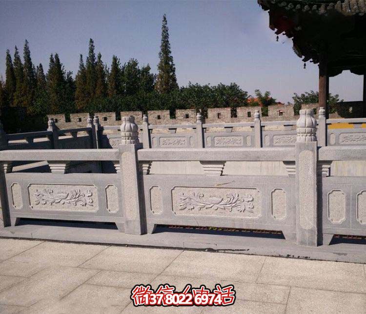 精美青石雕刻欄桿，為您的景區(qū)水池添彩