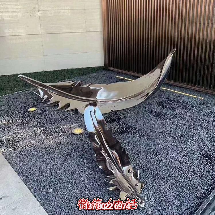 不銹鋼羽毛擺件鏡面裝飾，點亮戶外公園