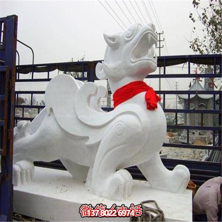 大理石石雕麒麟，古典庭院裝飾精美大型雕塑