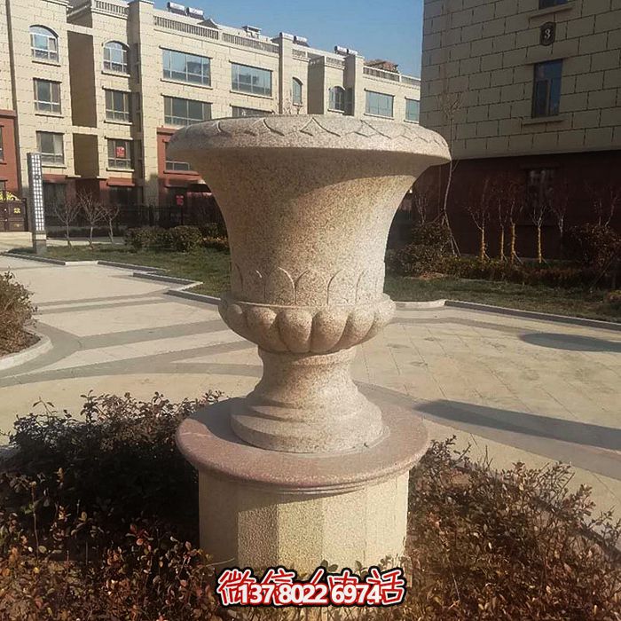 歐式裝飾石雕花盆，讓您的小區(qū)更添靚麗