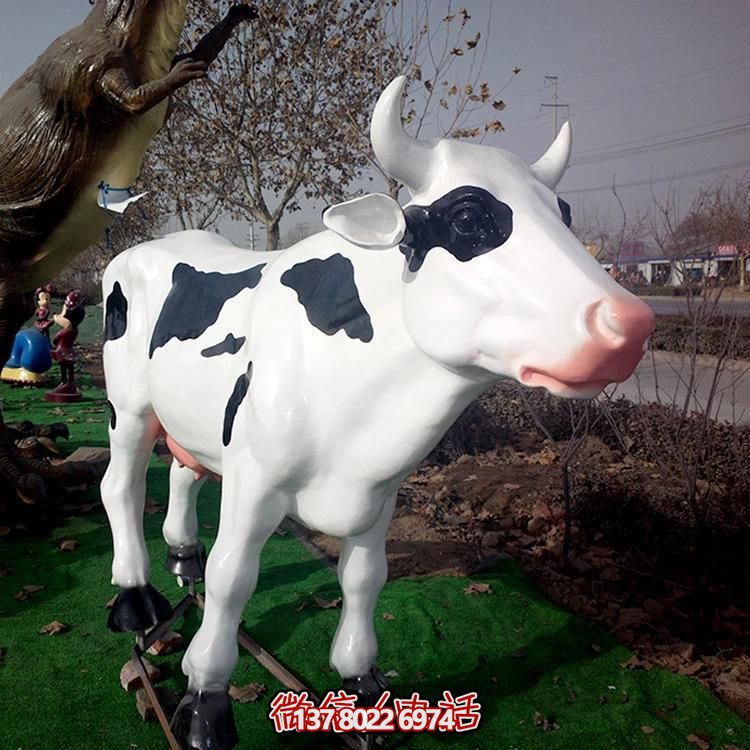 玻璃鋼制仿真奶牛擺件，裝點你的戶外農(nóng)場