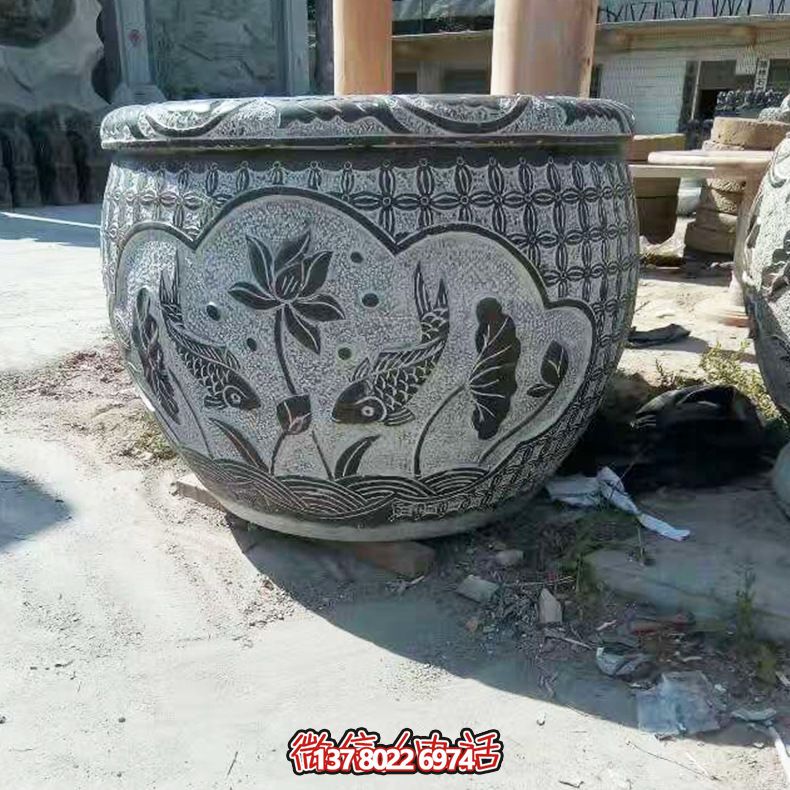 青石雙魚蓮花雕塑，養(yǎng)花缸精美裝飾