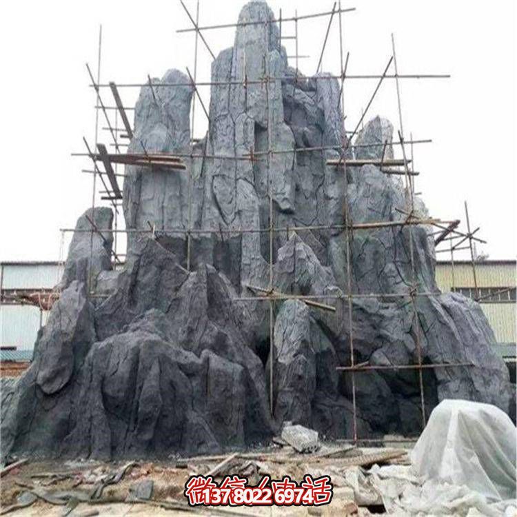 精美的大型石雕假山雕塑，為公園增添靈動(dòng)之美