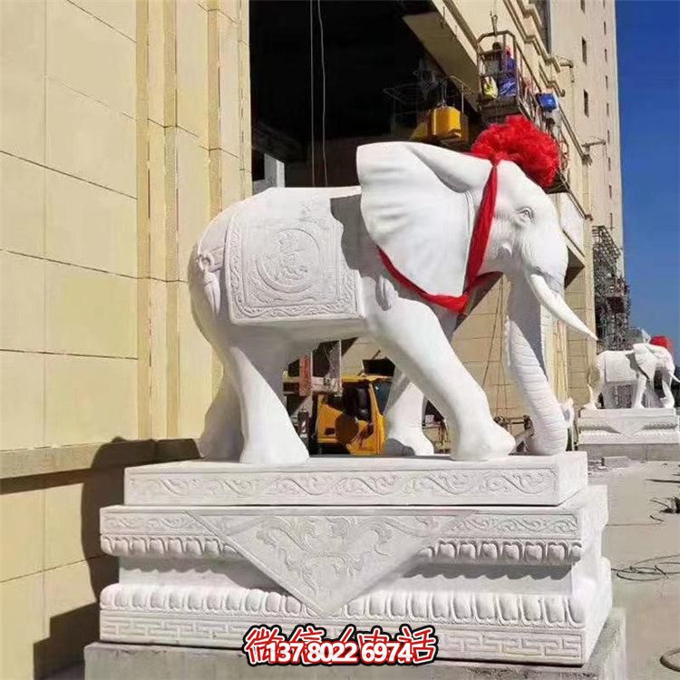 漢白玉石象雕塑，定制財(cái)神招風(fēng)水神