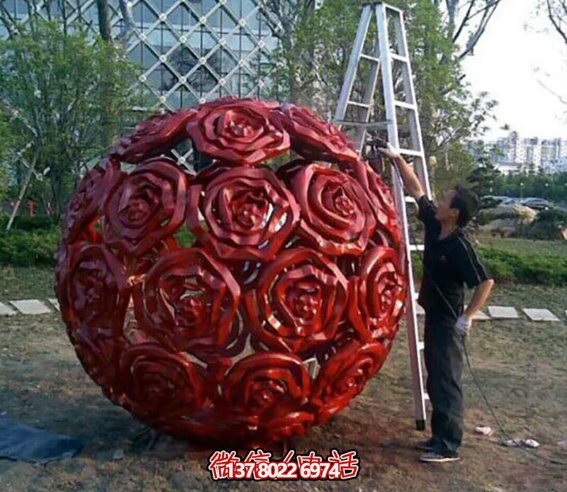 廣場不銹鋼玫瑰花鏤空球景觀雕塑 廣場不銹鋼玫瑰花鏤空球景觀雕塑
