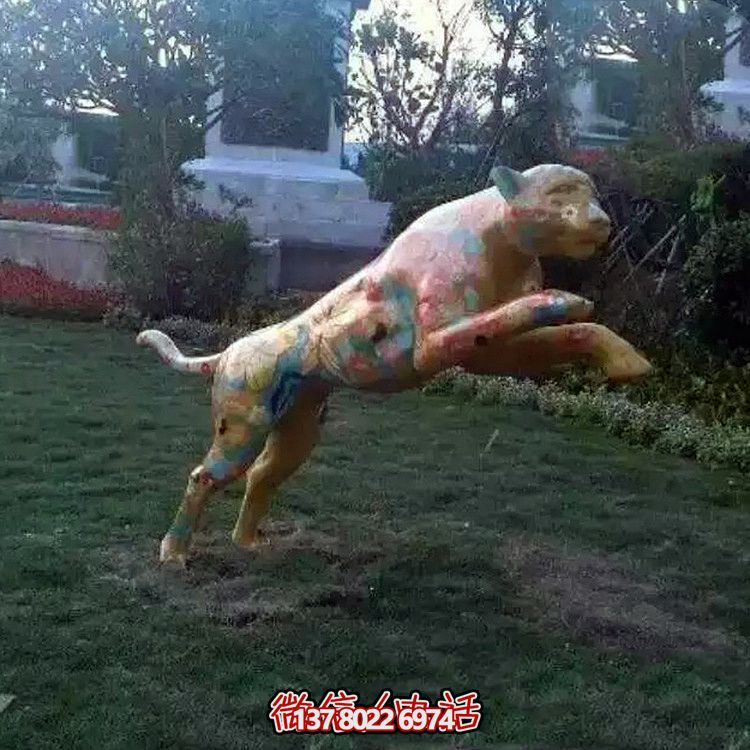 庭院彩繪鑄銅鑄造、鍛造、噴漆金錢(qián)豹雕塑